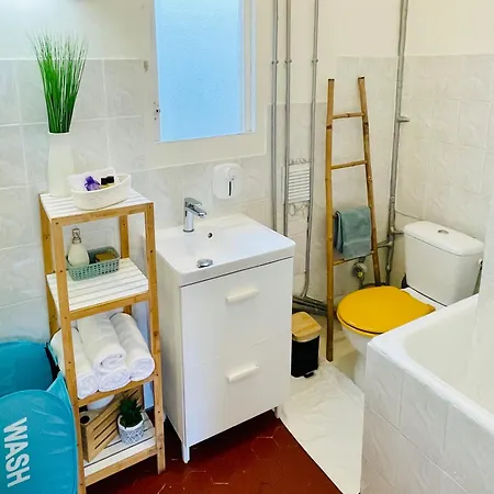 Apartmán In The Center By The Sea *